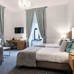 Palac Hotel *
