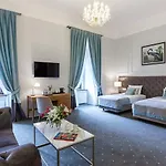 Hotel Palac Mojecice